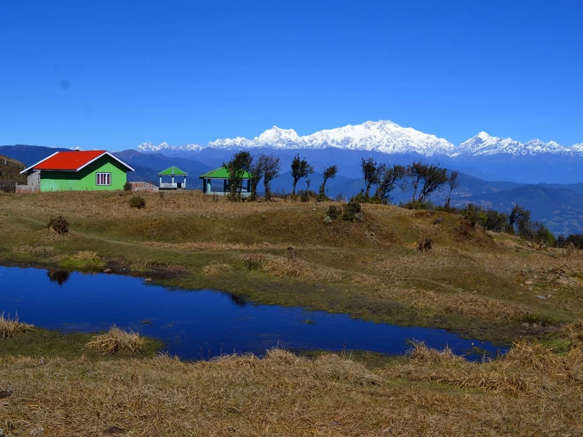 Darjeeling to Tonglu Tumling Land Rover Safari Package - 1 Day