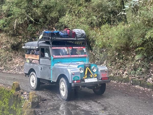 Darjeeling to Tonglu Tumling Land Rover Safari Package - 1 Day