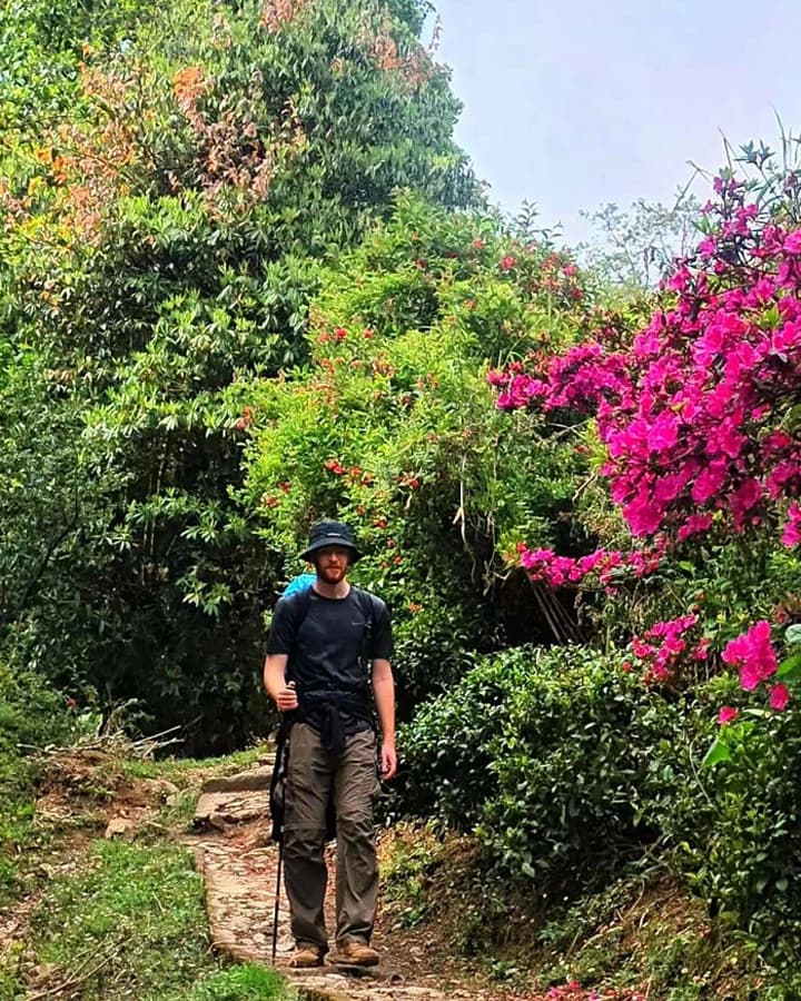 Explore Sandakphu Trek