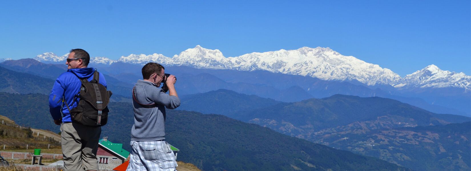 Why Sandakphu trek in winter October and November