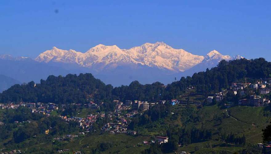 The Queen of Hills , Darjeeling Tour Package