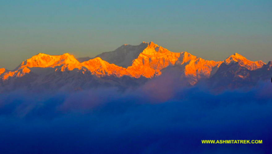 Mt. Kangchenjunga seen from Tiger Hill