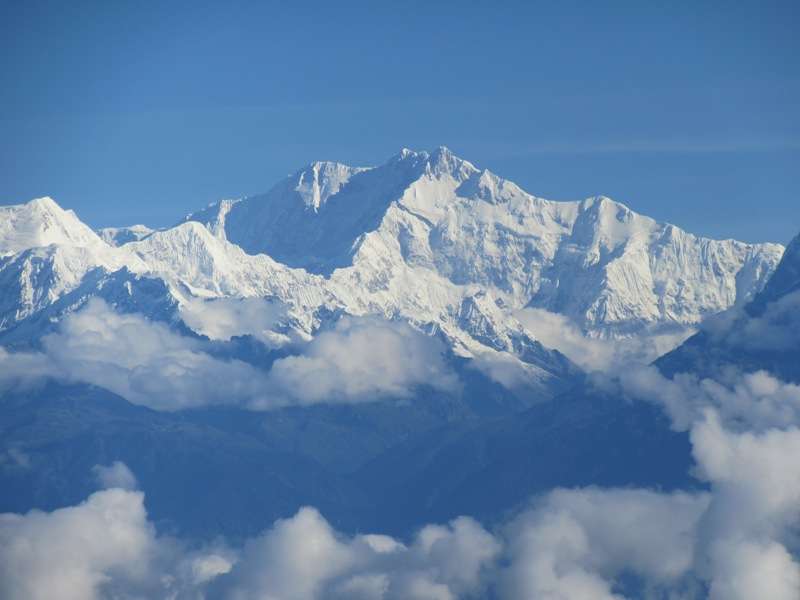 Mount Kanchanzonza Views during your trek - www.ashmitatrek.com