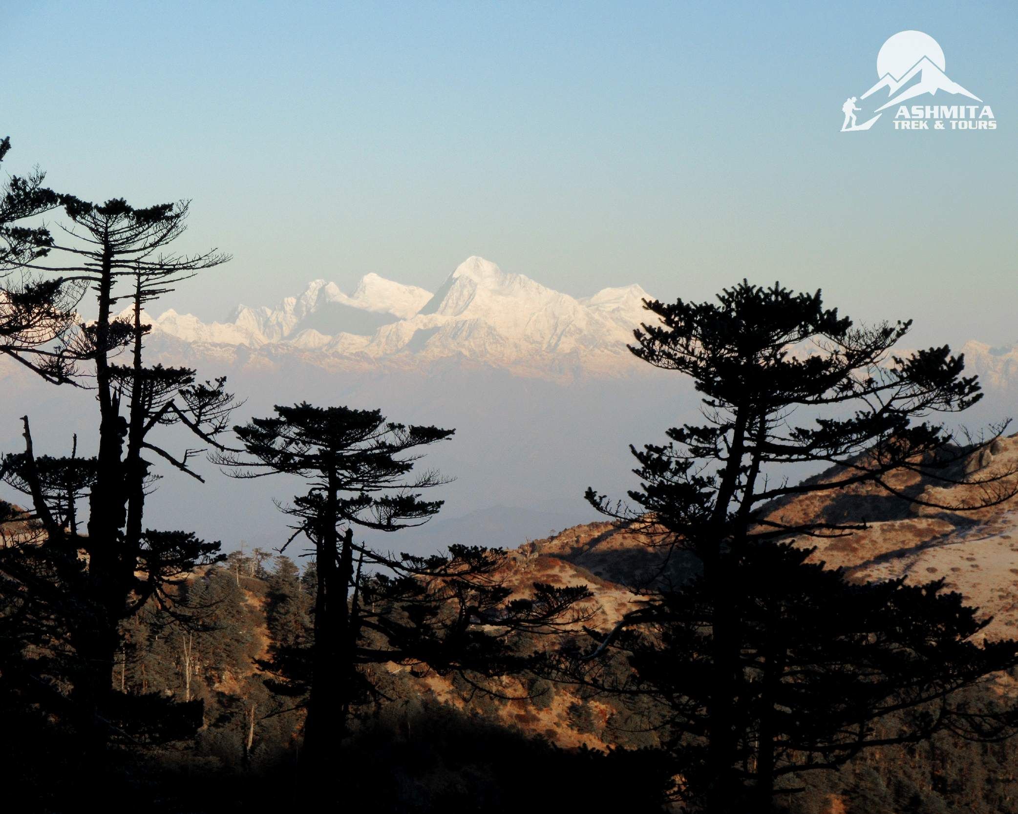 View of Everest Makalu & Lhotse seen from Sandakphu